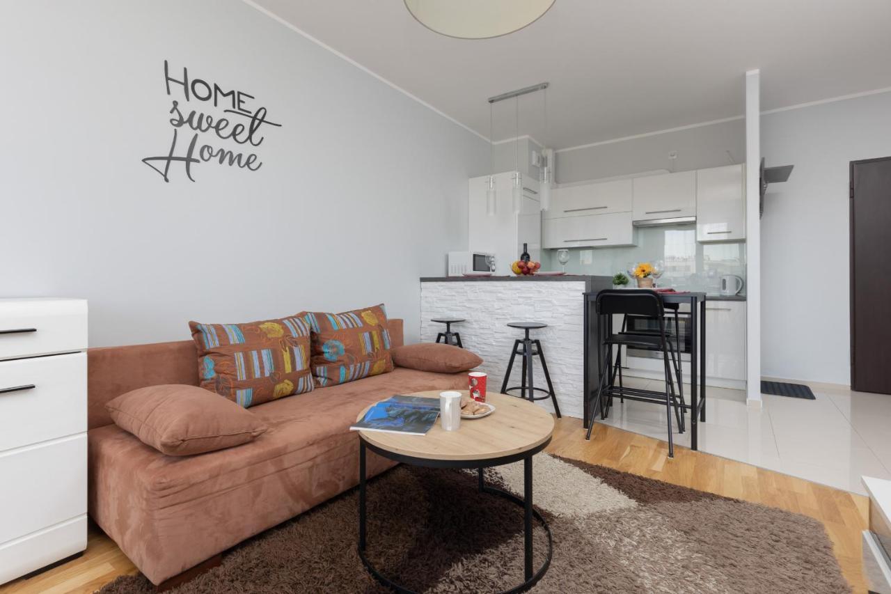 Warsaw Young City Apartment By Noclegi Renters Exterior photo
